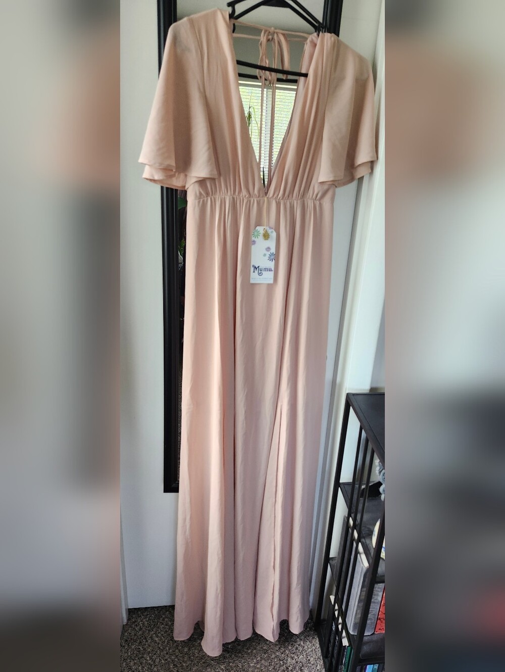 NWT Show Me Your Mumu Faye Flutter Sleeve Maxi Dress Size Medium